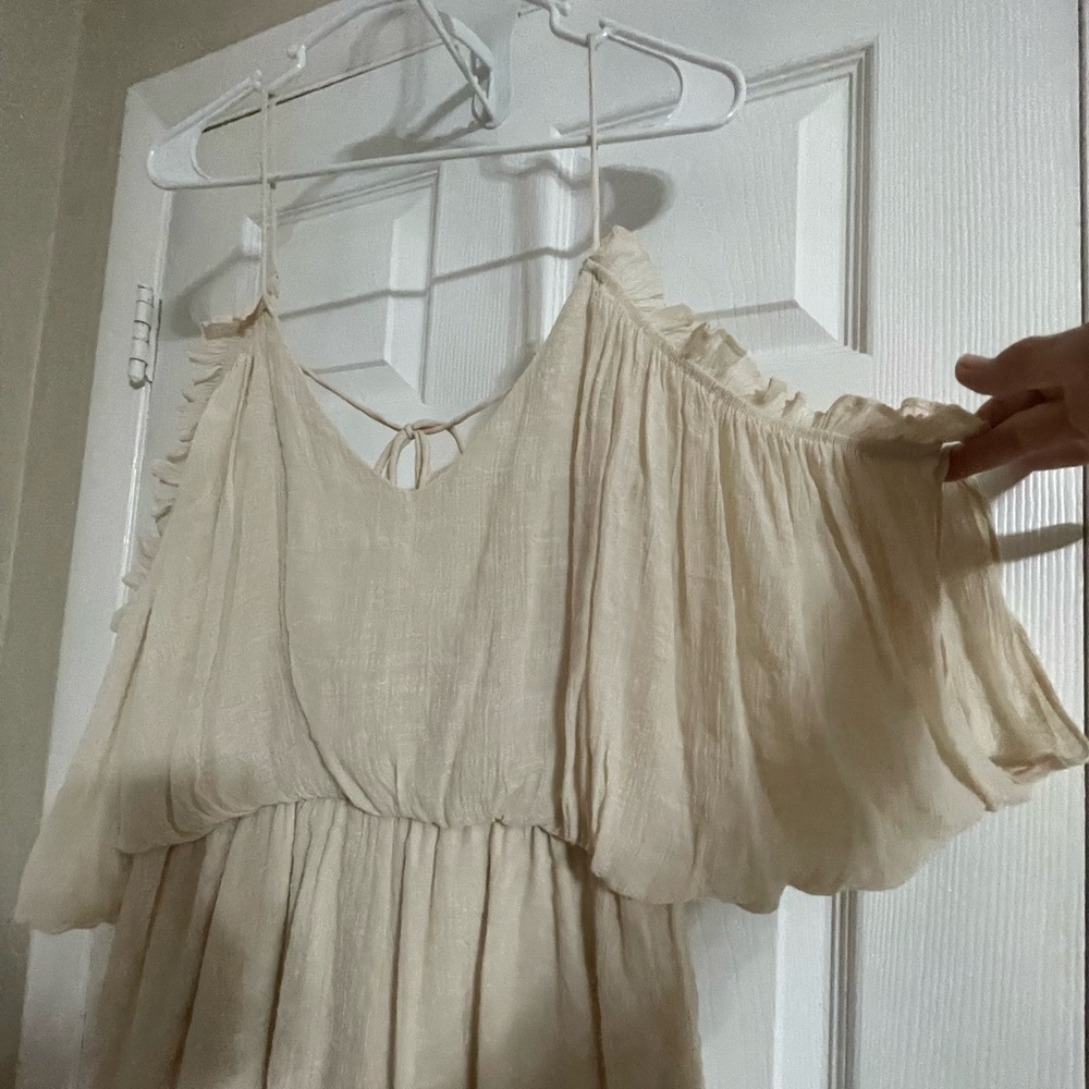 Ladies BOHO Style Romper - Picture 5 of 9